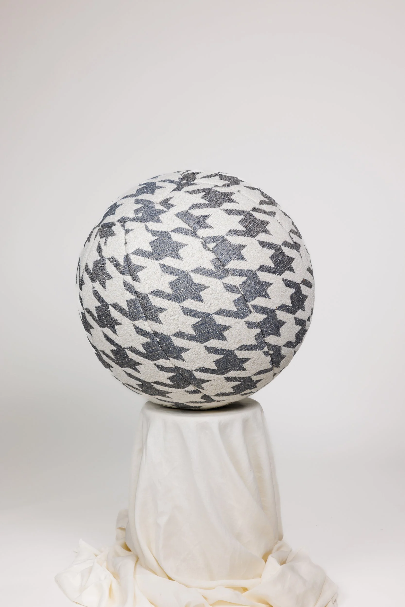 _Q0A4070-Atlas-Cream.jpg