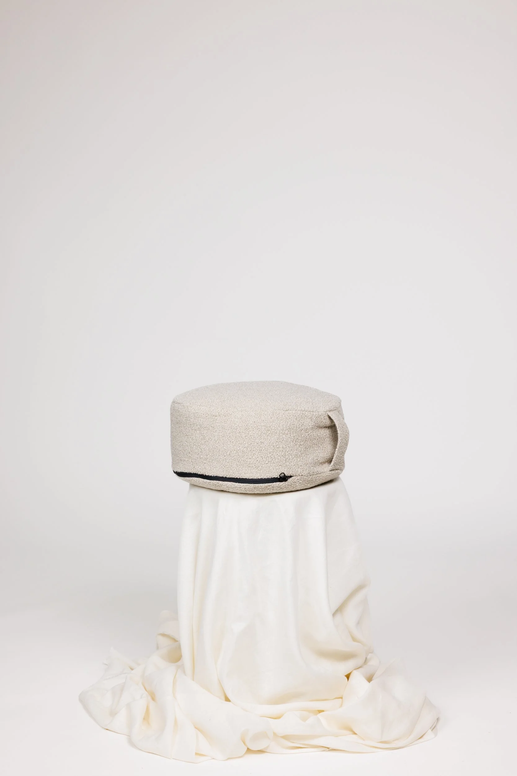 _Q0A4090-CurlyQ-Sand-Boucle.jpg