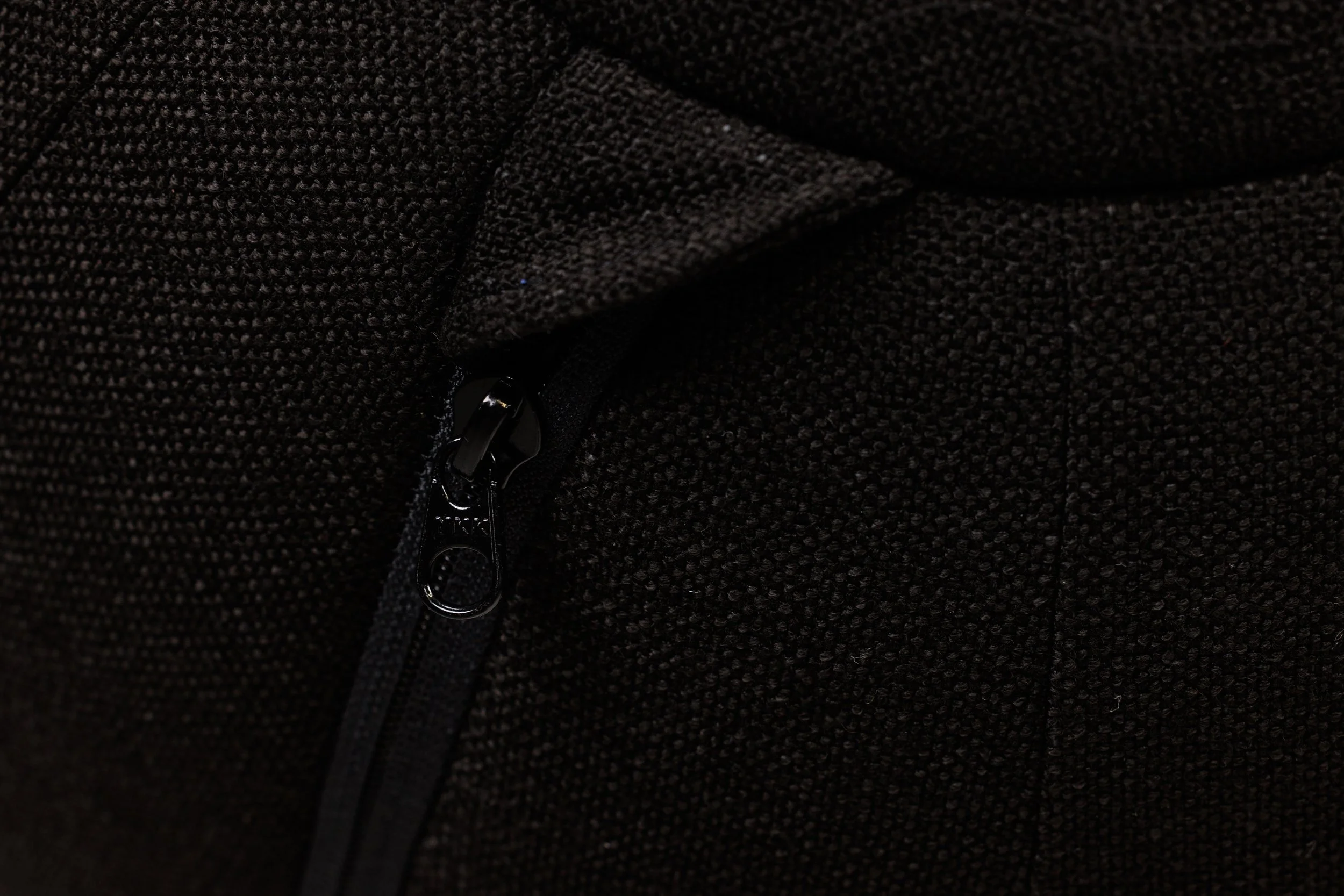 _Q0A4323-Belgian-Iron-Faux-Linen.jpg