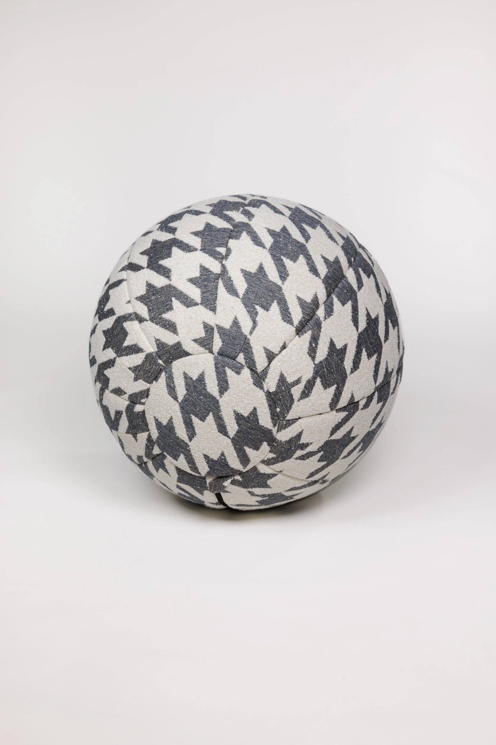 _Q0A3946-Atlas-Cream.jpg