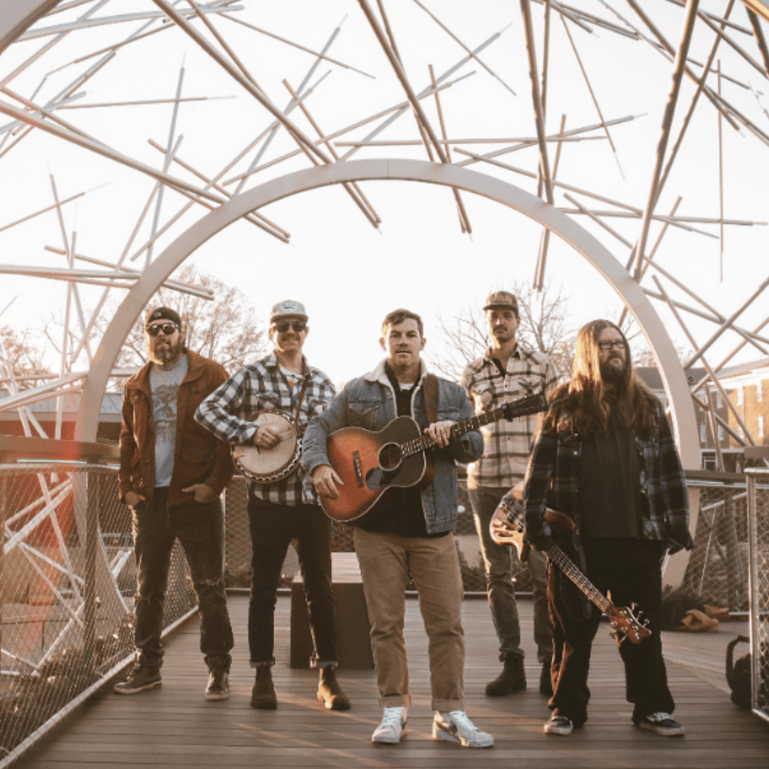 Live at the Hive Outdoor: Pine1Nine