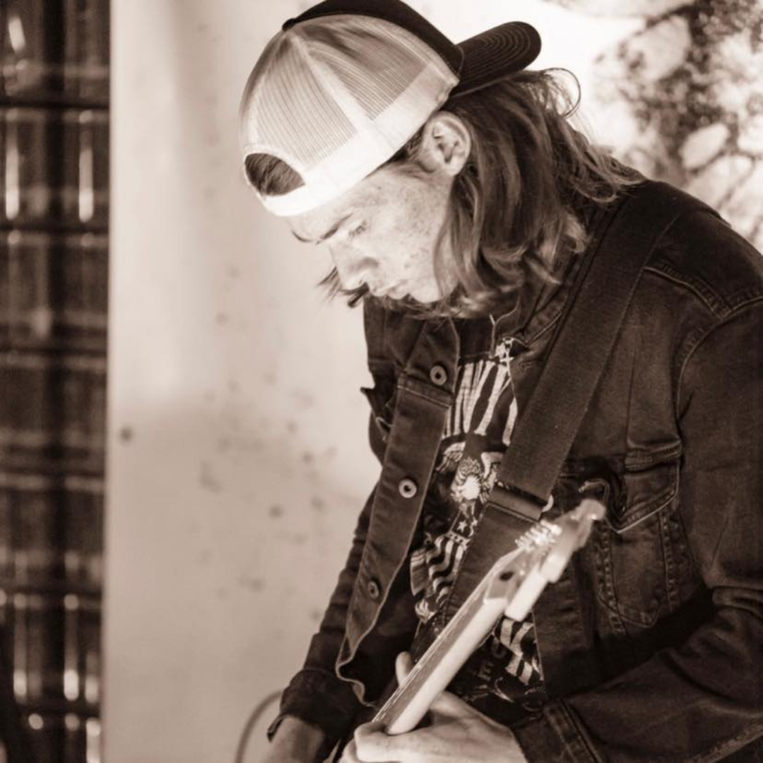 Live Music: Kyle Mullins