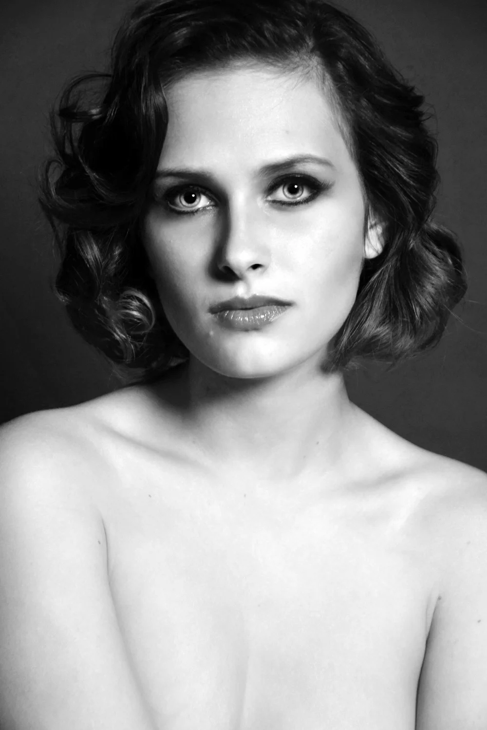 Hannah  BW 3.jpg