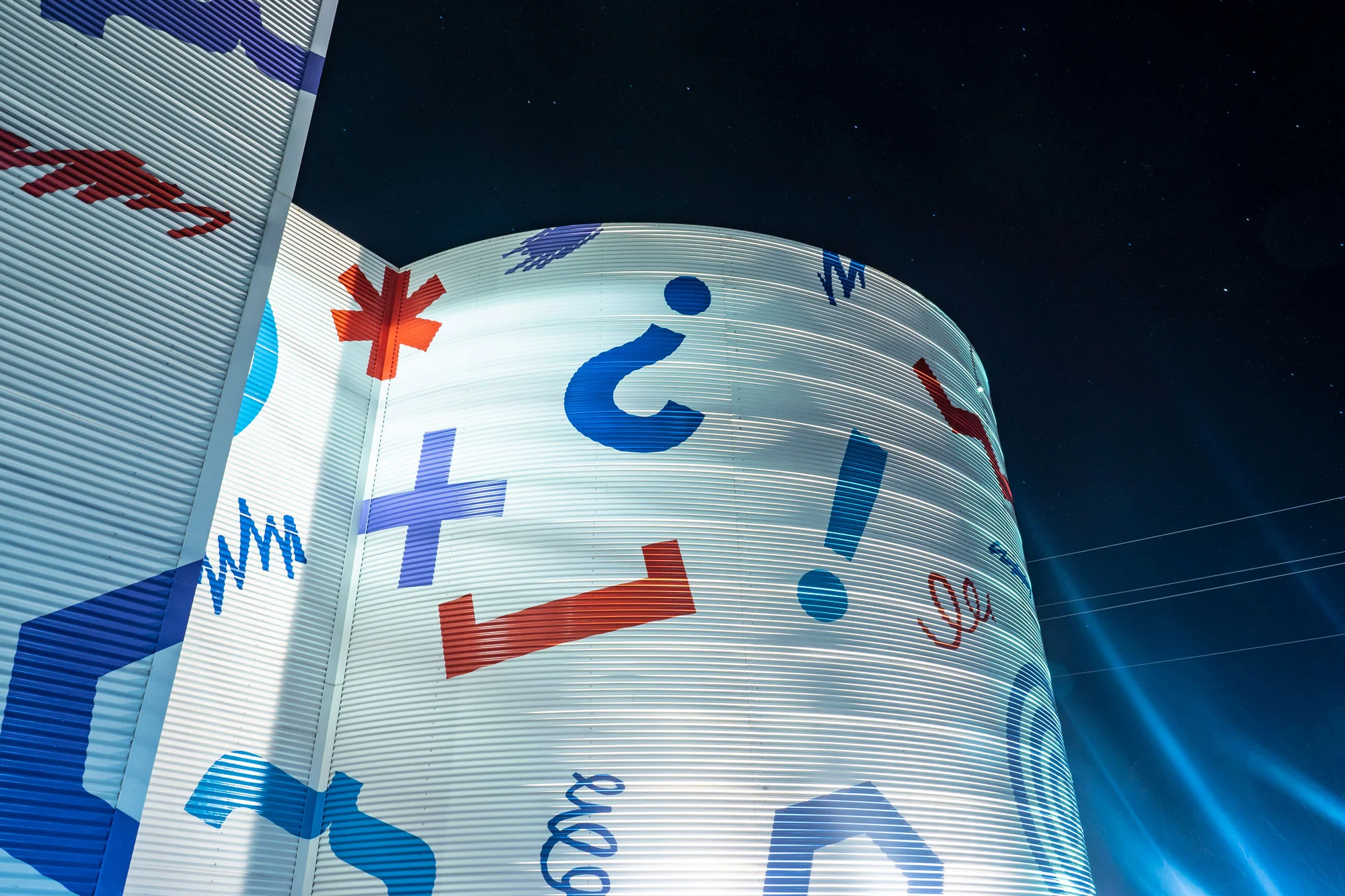 visual-energy-signs-science-space-wollongong-planetarium-science-centre-australia-uow-signage-ic-innovation-campus-north-gong-building-painting-signwriting-sign-company.jpg