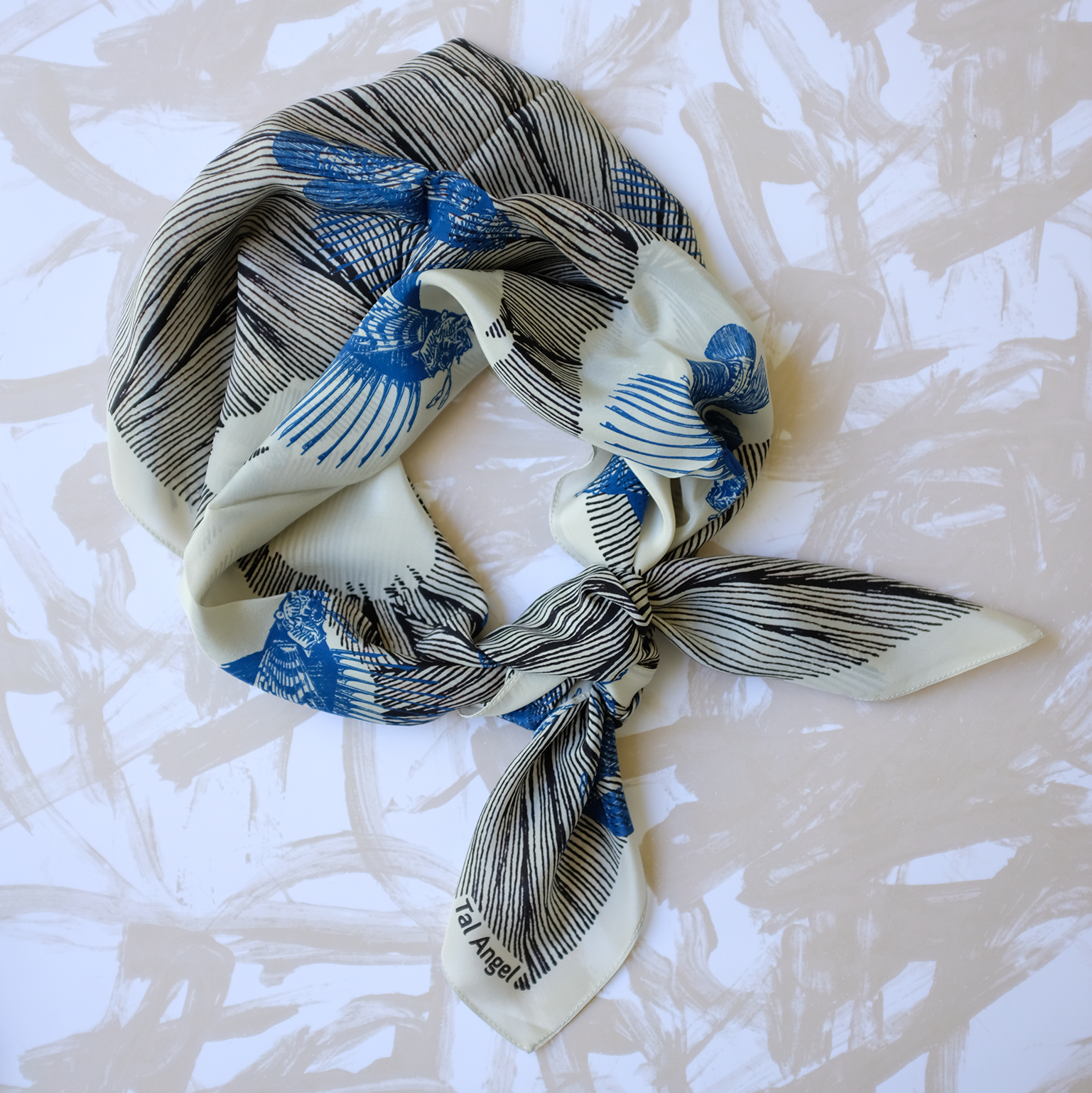 Blue_fish_scarf-2.png