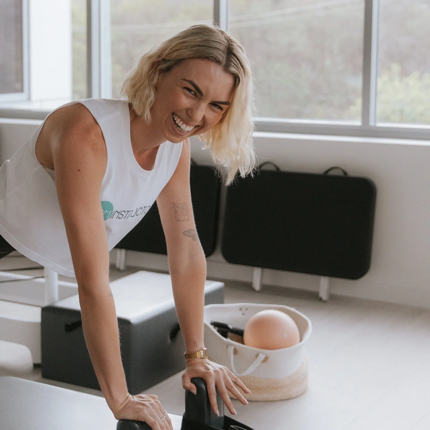 Look who&rsquo;s back on the schedule for the next few weeks!
We&rsquo;re thrilled to have the beautiful Ali teaching Reformer on Tuesdays at 6am, 7am &amp; 8am while Esther is off gallivanting around Europe.
Join Ali for fun, creative classes, you d
