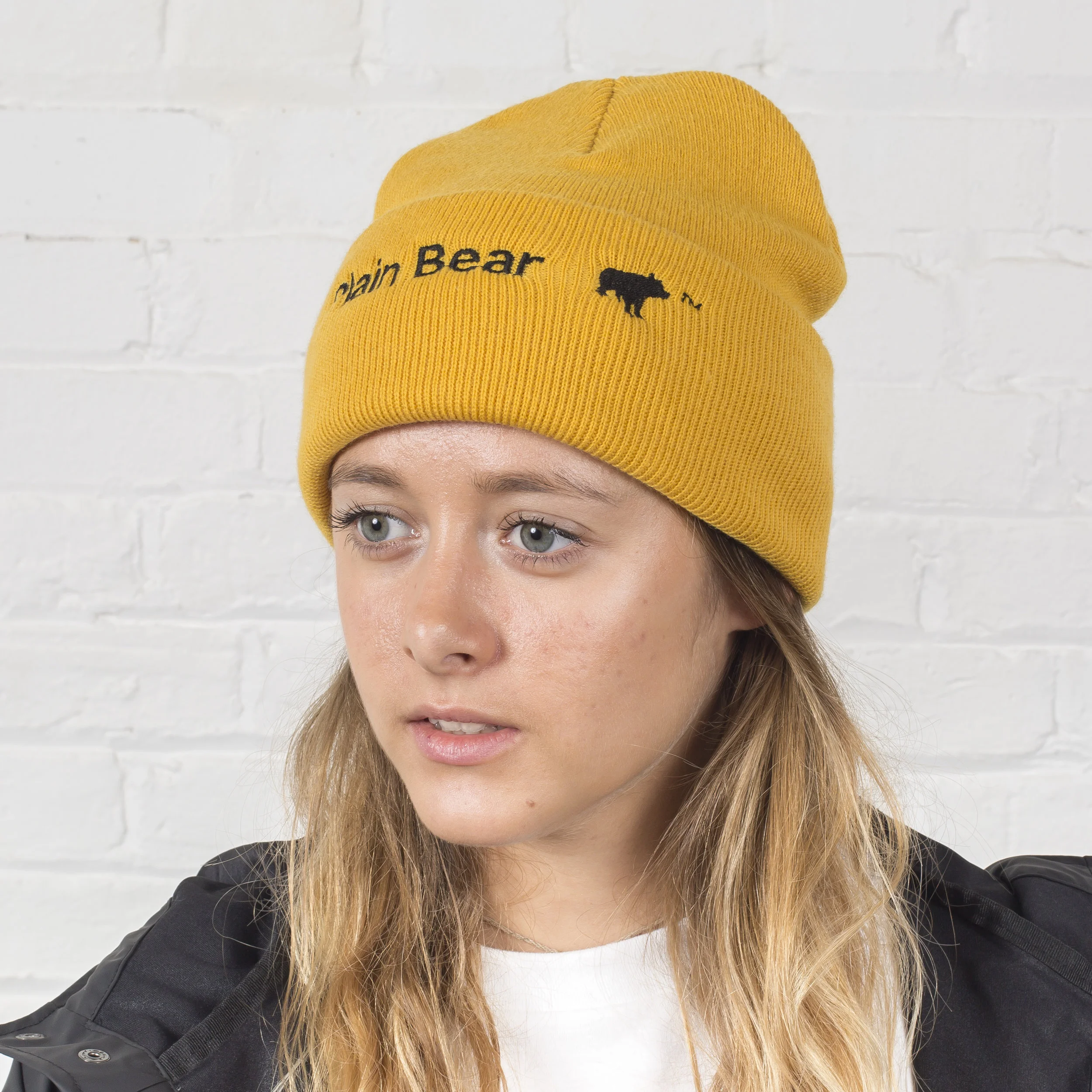 Embroidered beanie - Yellow — Plain Bear