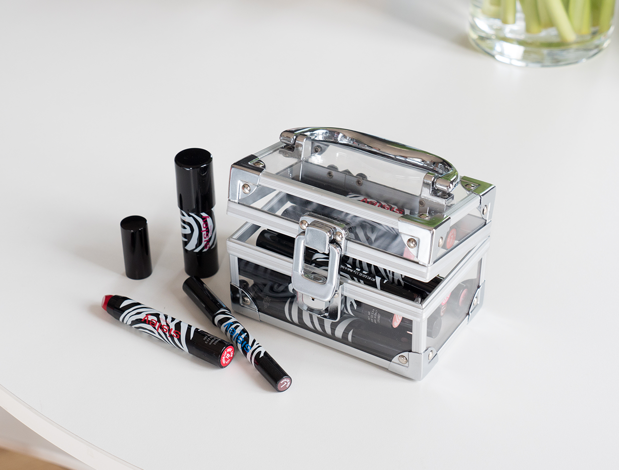 КЕЙС С ЛЮБИМЫМИ ПРОДУКТАМИ ДЛЯ МАКИЯЖА: PHYTO-EYE TWIST, PHYTO-LIP TWIST, PHYTO-BLUSH TWIST, ВСЕ - SISLEY. 