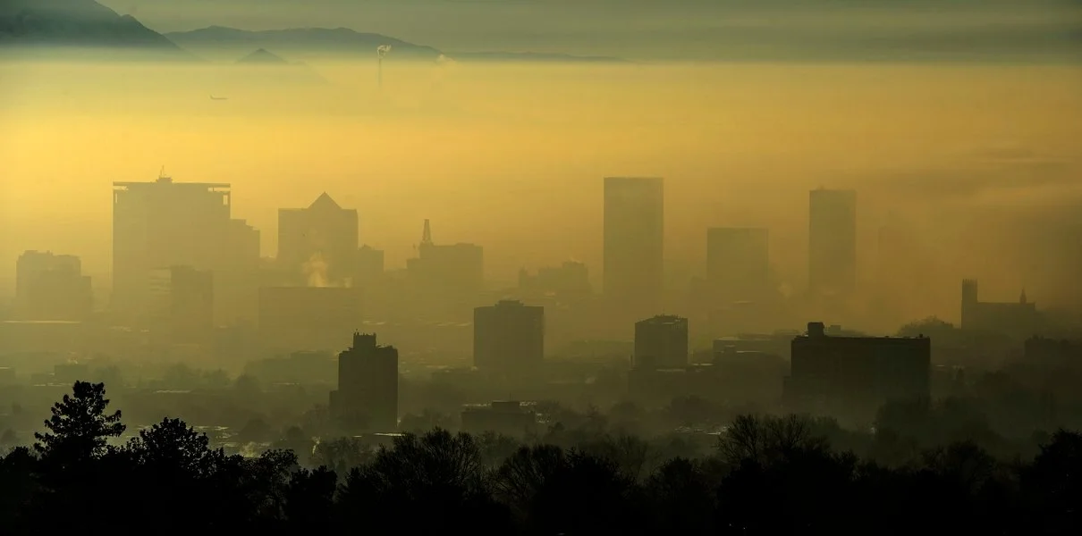 Так ли опасен грязный воздух для кожи? Отвечает инженер бионаук