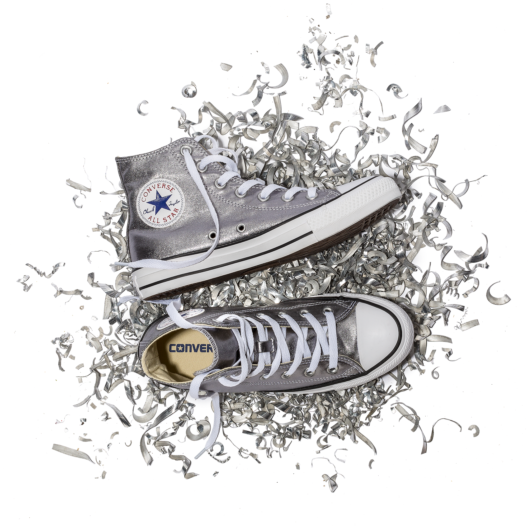 CON_TO_J16_0003_MetallicKeyVisual-RGB.png