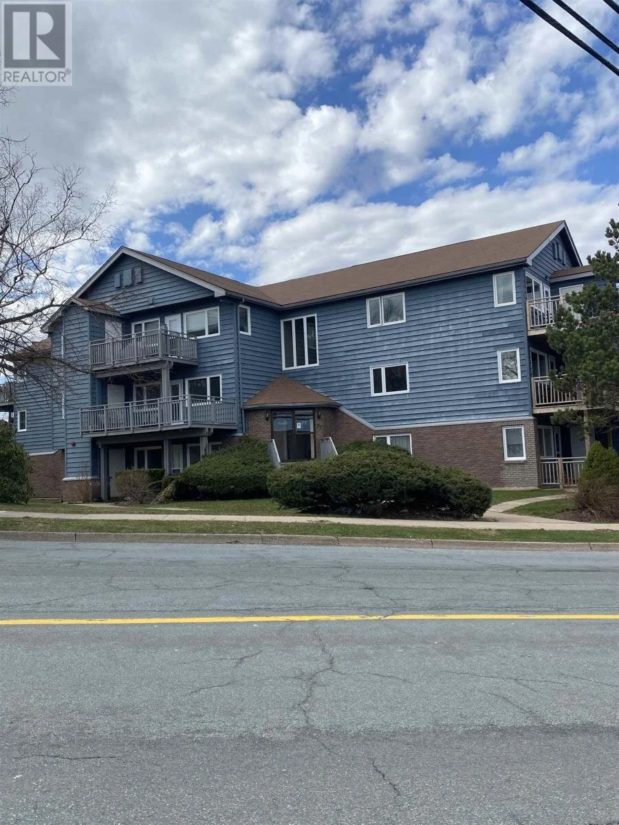 77 Farnham Gate Road Clayton Park, NS — HalifaxCondos.co