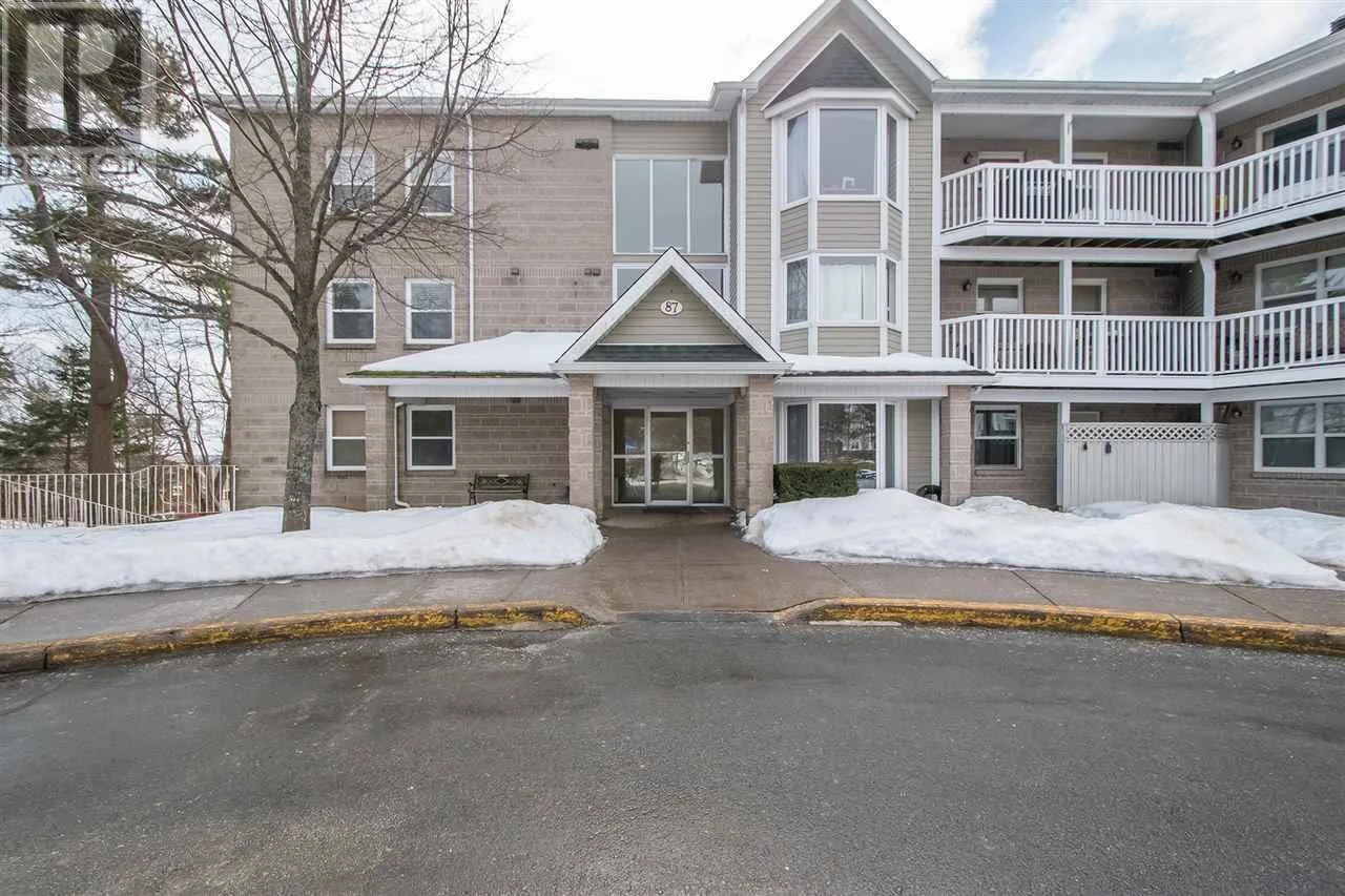 87 Kearney Lake Road Clayton Park, Halifax — HalifaxCondos.co
