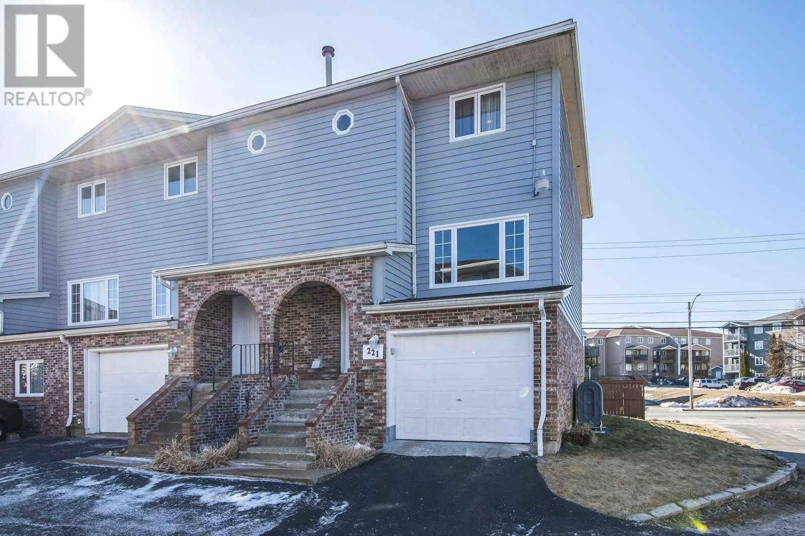 215229 Farnham Gate Clayton Park, NS — HalifaxCondos.co