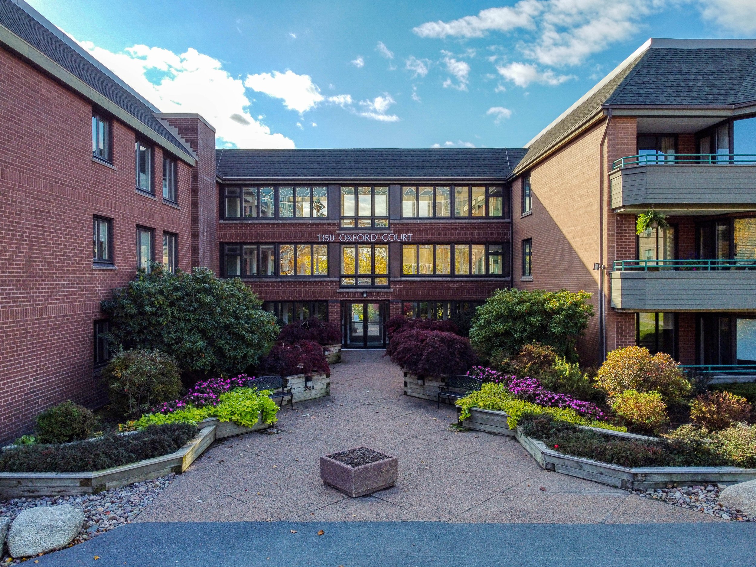 Oxford Court South End, Halifax — HalifaxCondos.co