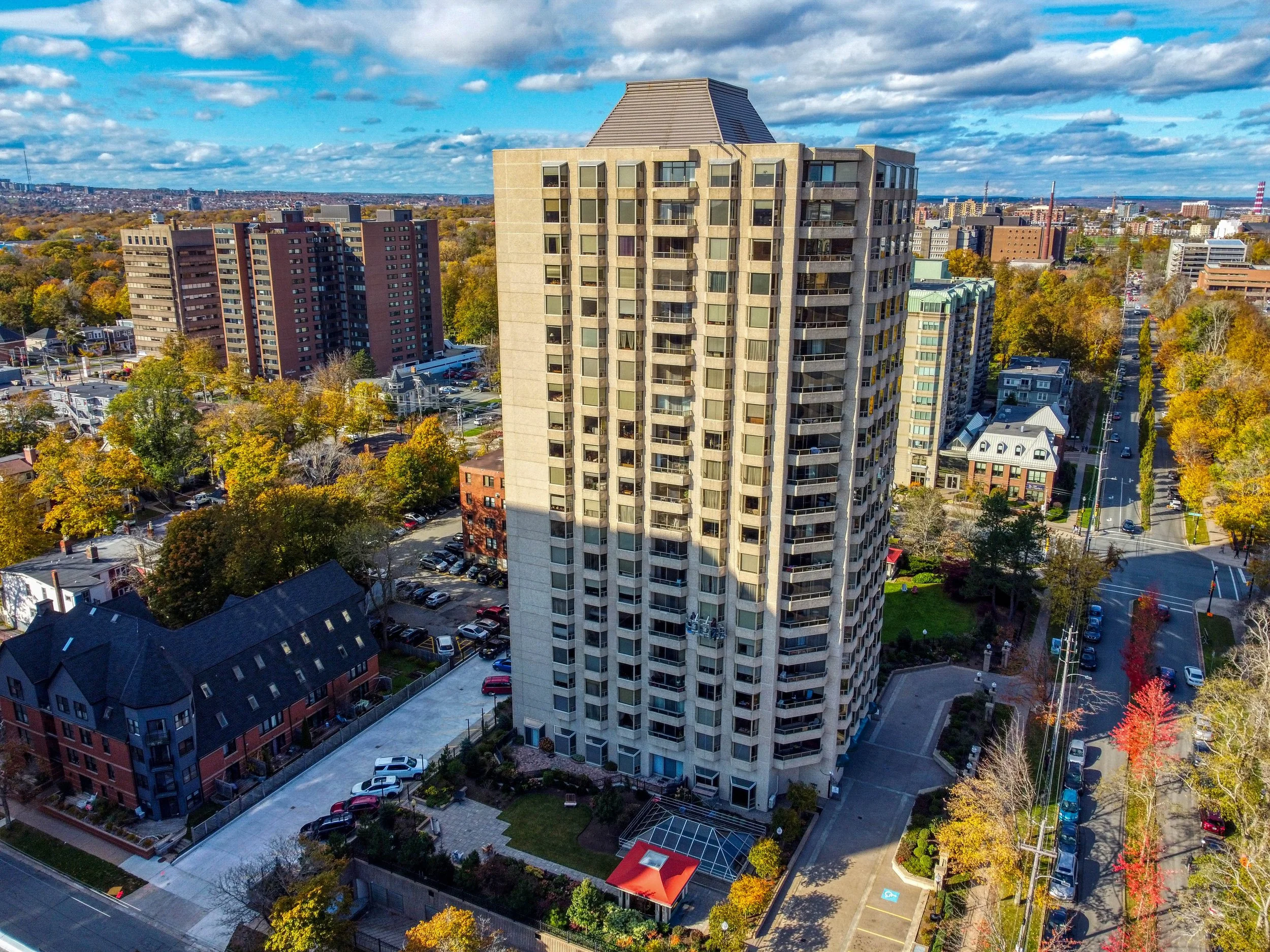 Summer Gardens South End, Halifax — HalifaxCondos.co