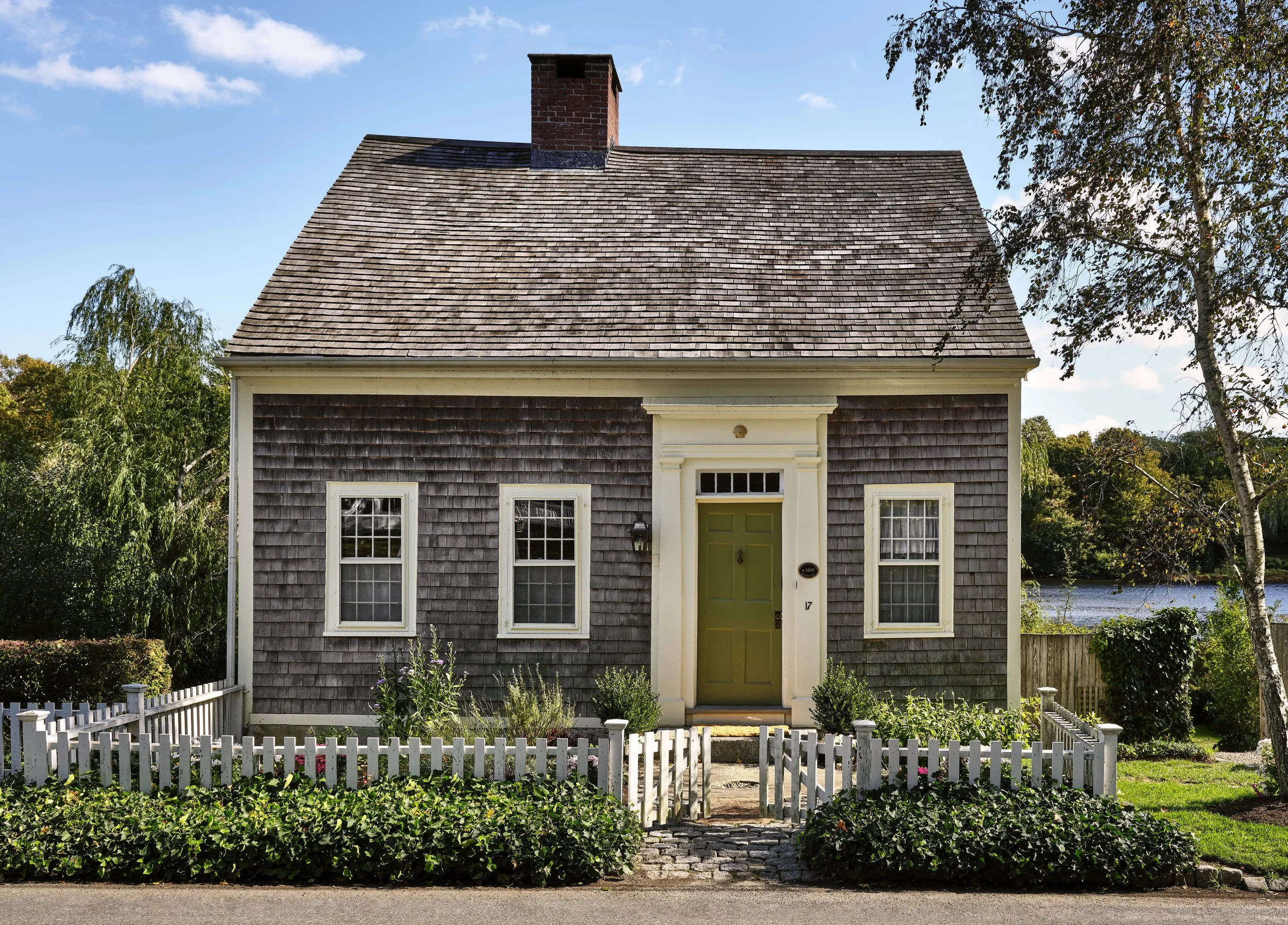2022-10-20-CountryLiving-ReadMcKendree-0133_V1.jpg