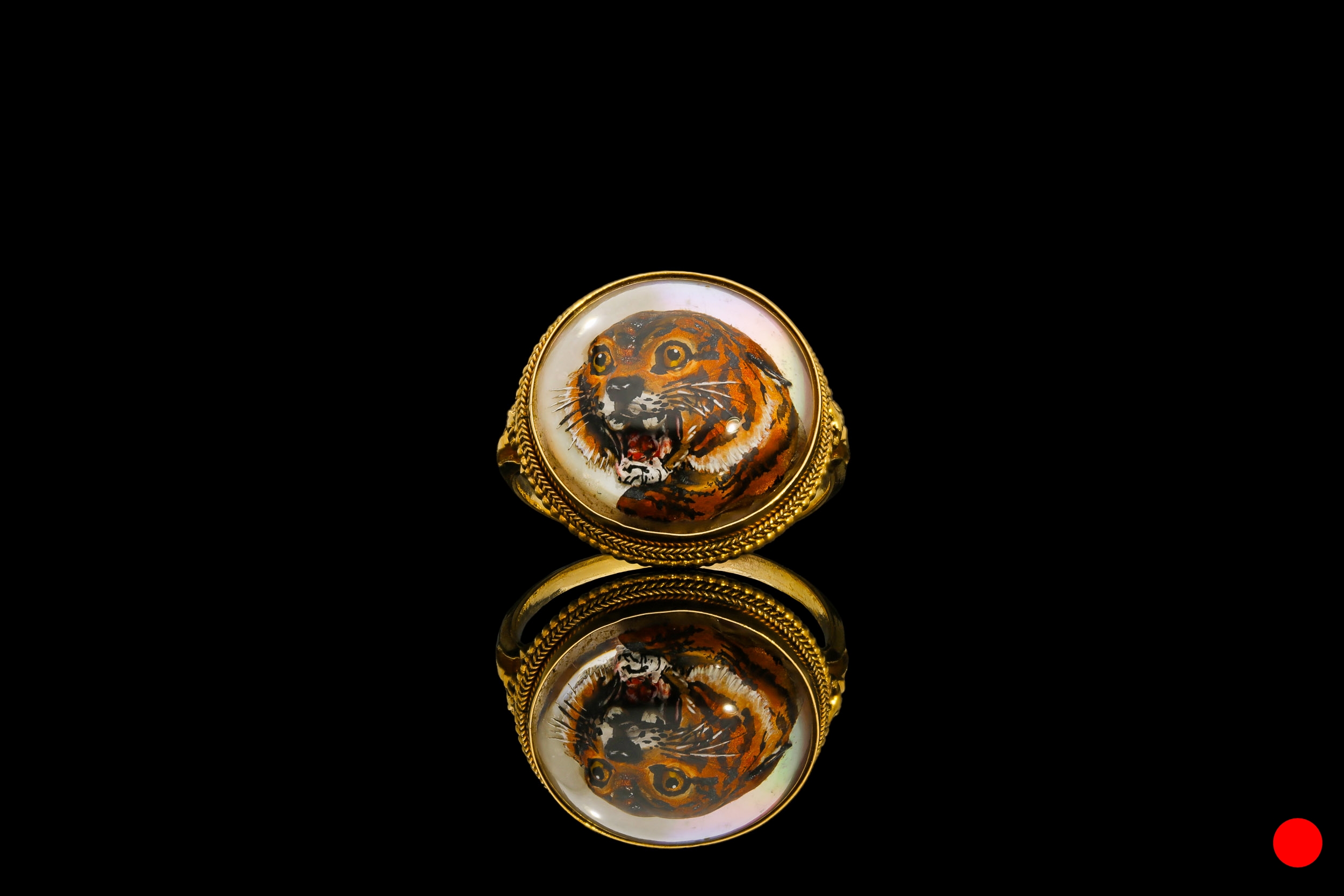 A fantastic early Victorian Essex crystal tiger ring set | £3850