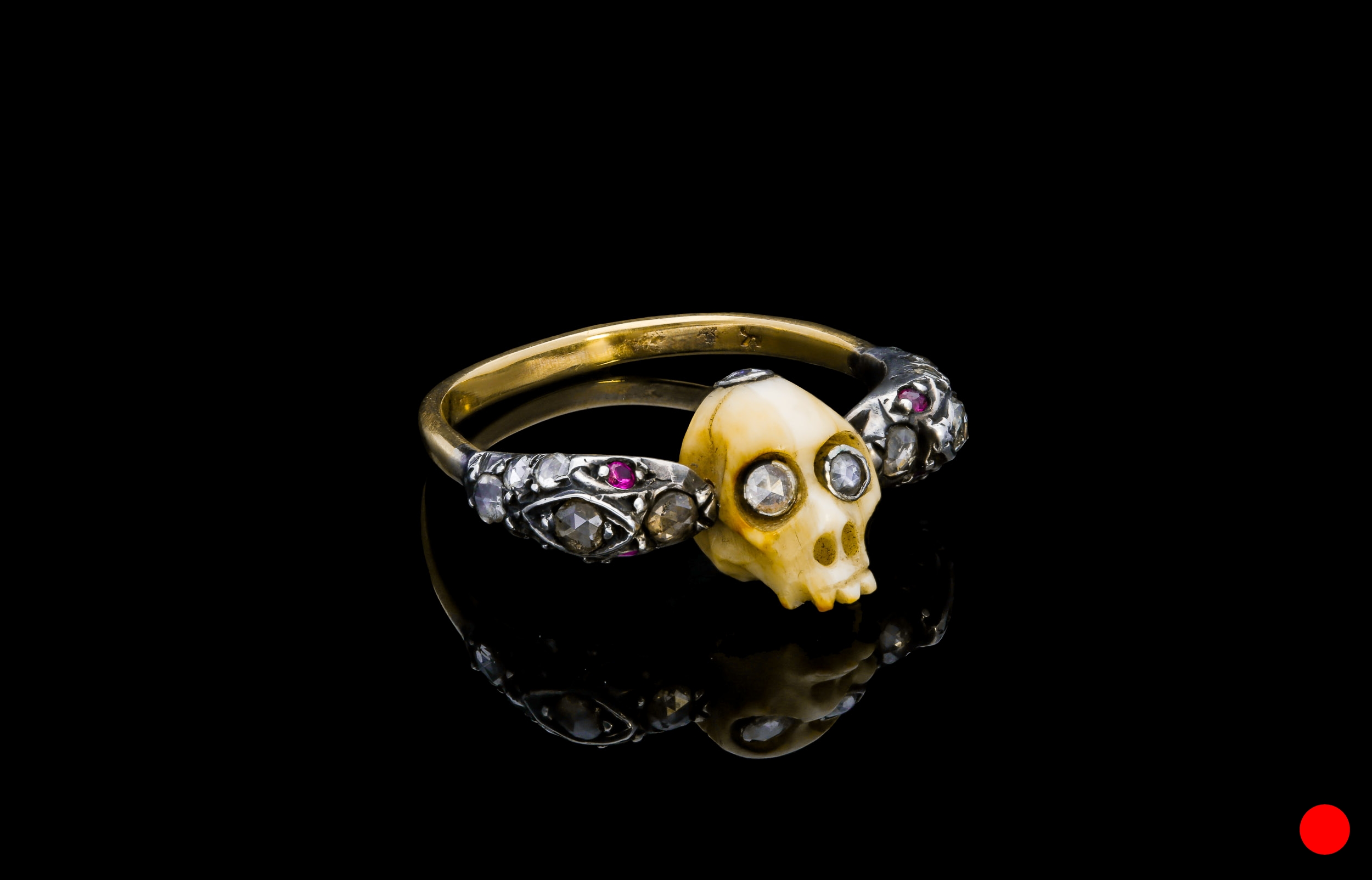 An outrageous Victorian bone skull ring set | £3750