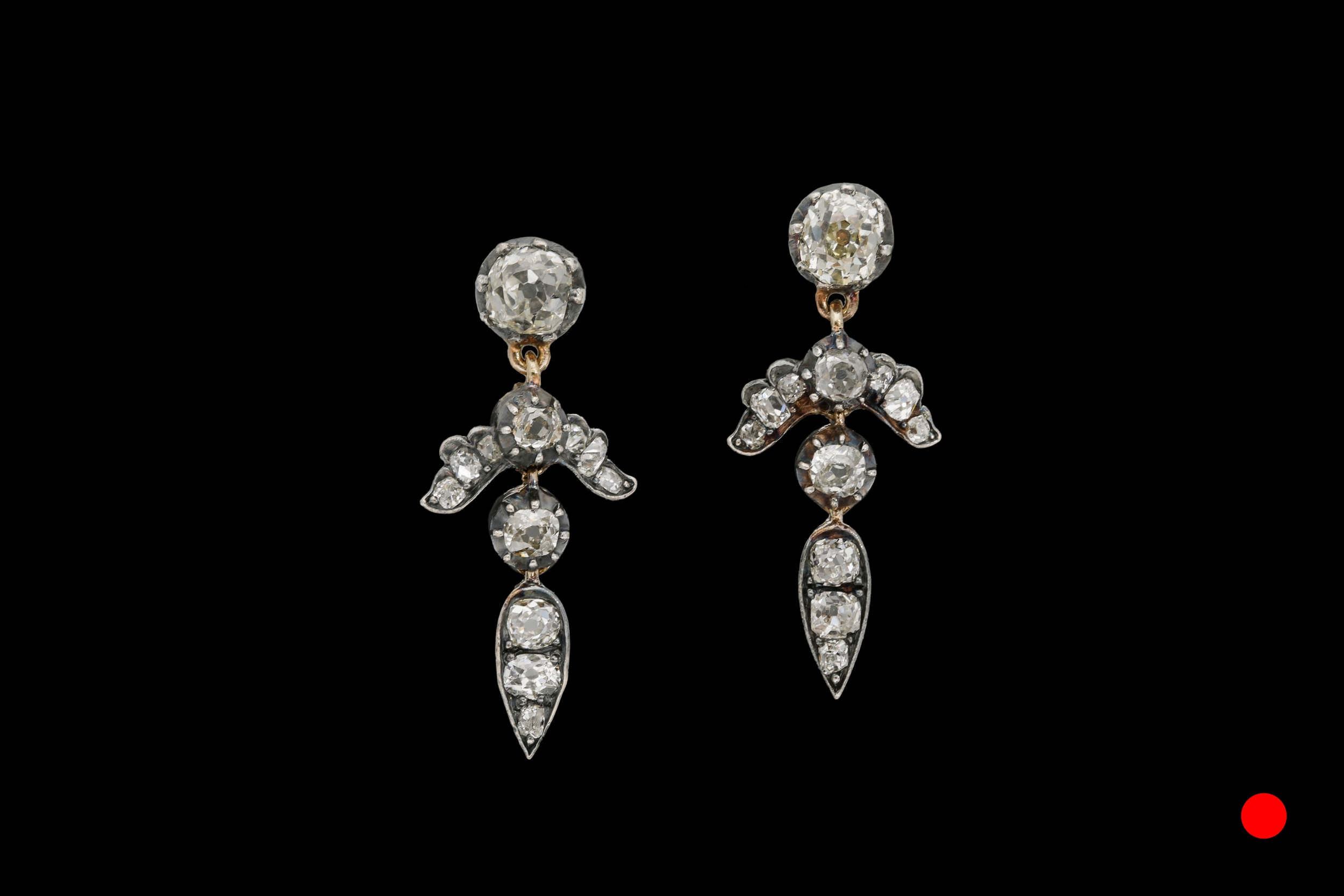 A stunning pair of Victorian diamond drop earrings set | £3650