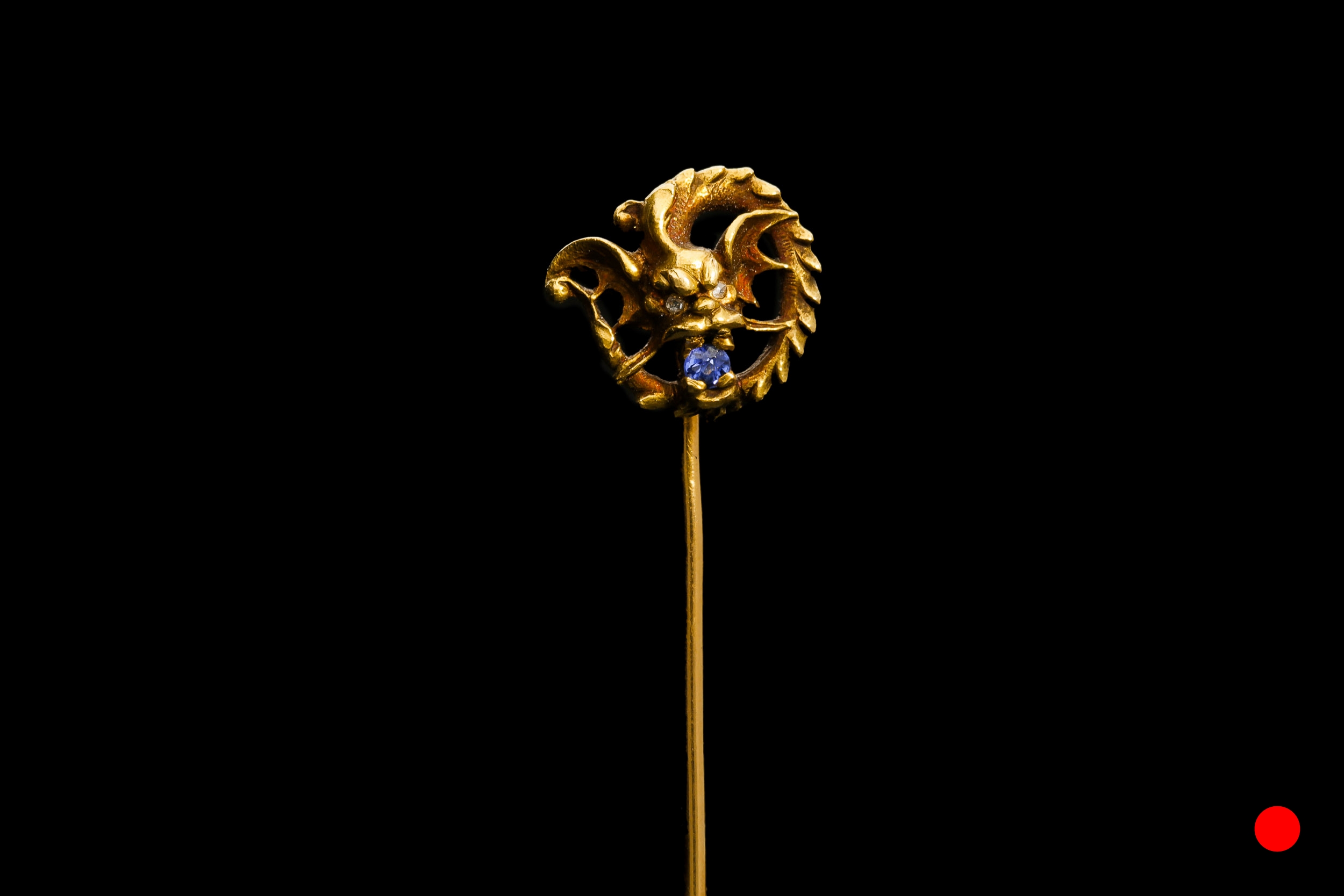 A French 18ct dragon stick pin | £1480