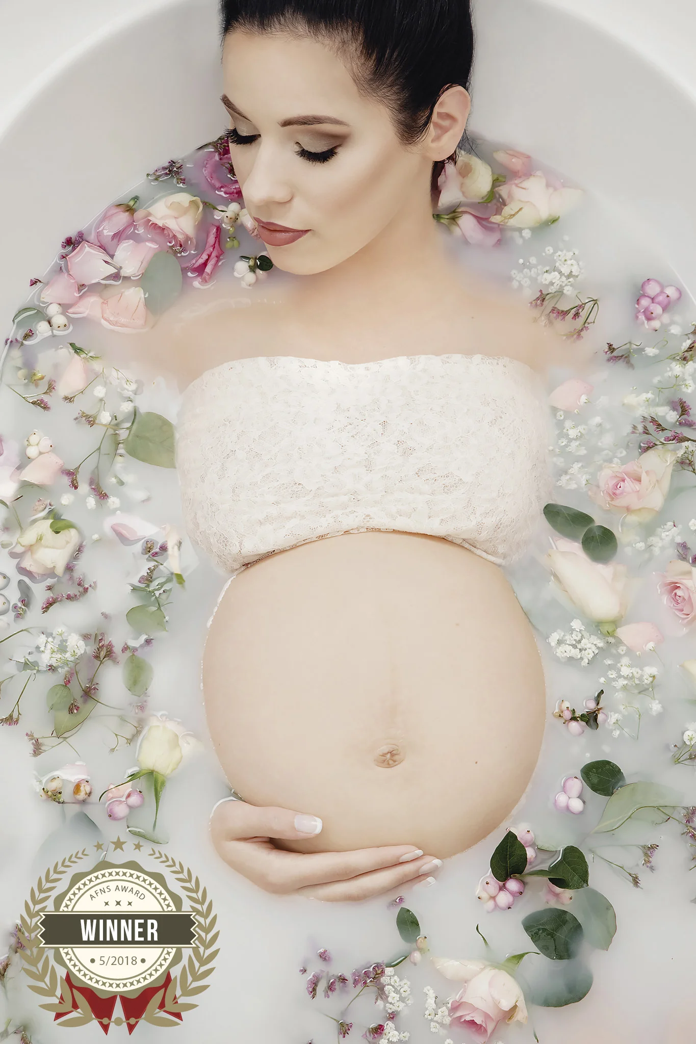 56906441_sinari_maternity_2_.jpg
