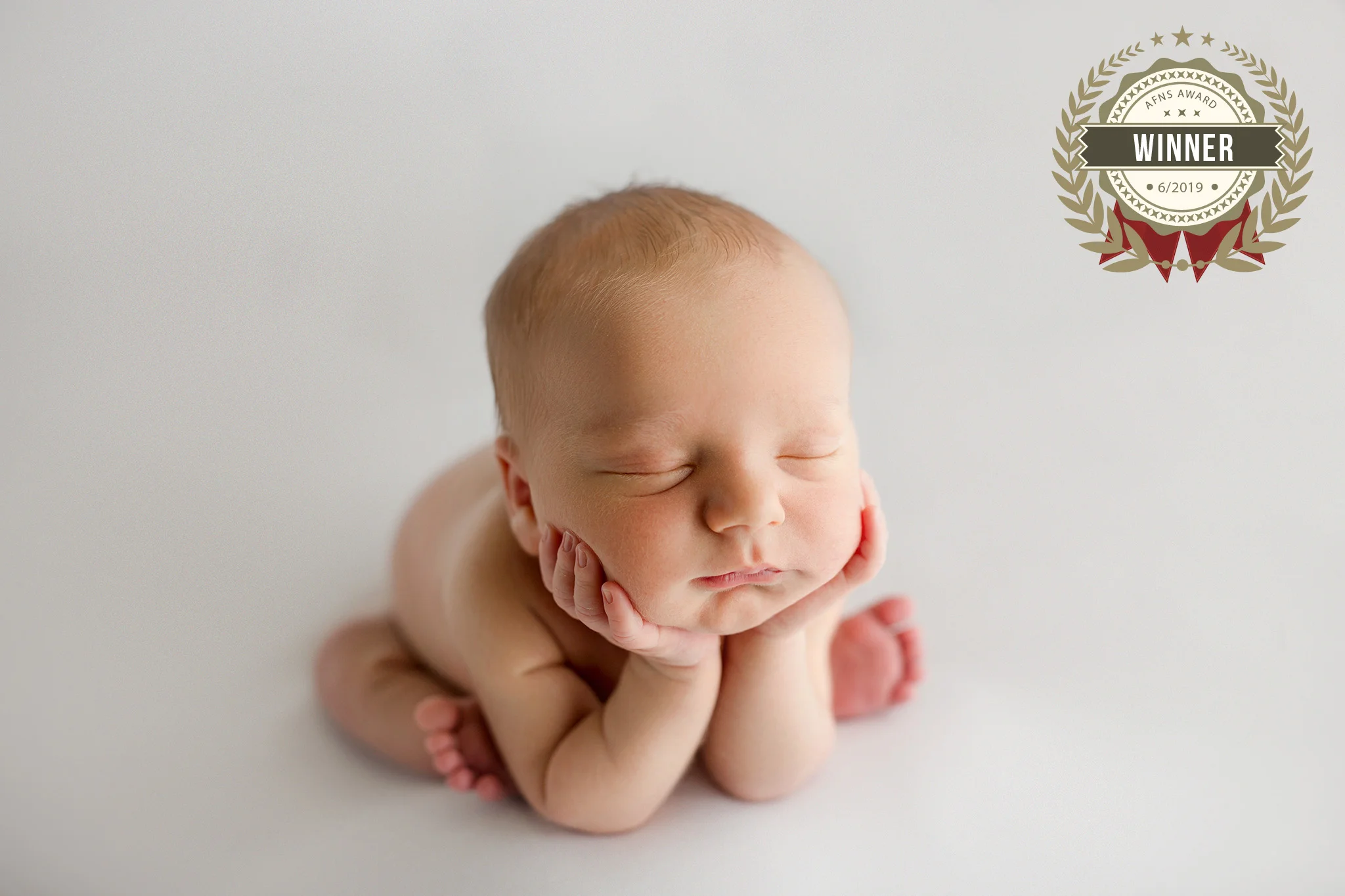 56906441_seattle-newborn-family-christina-mae-photography-photographer-submission-3.jpg