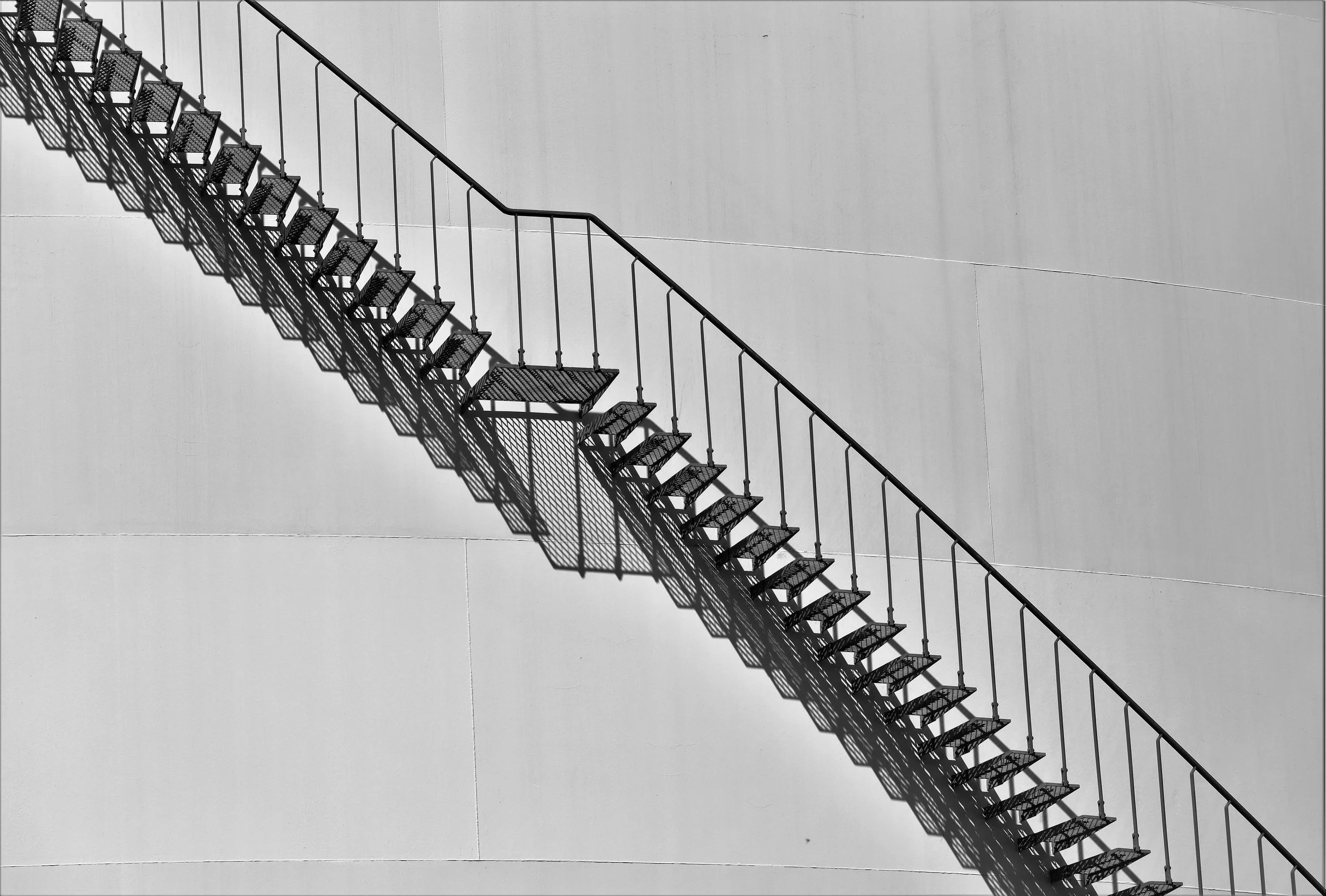 architecture-5031117.jpg