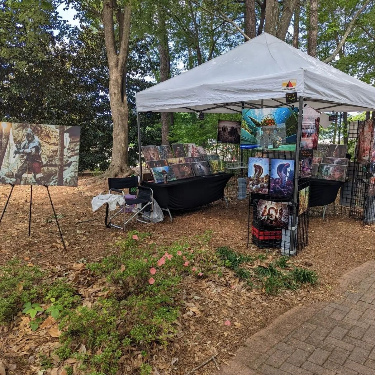 It's going to be a beautiful one in Roswell for another excellent day of the #roswellspringartsfestival !

Nicole will be at the booth today while I keep the minions occupied. As much as that'll be a lot to do, I'll also be aiming to play double duty