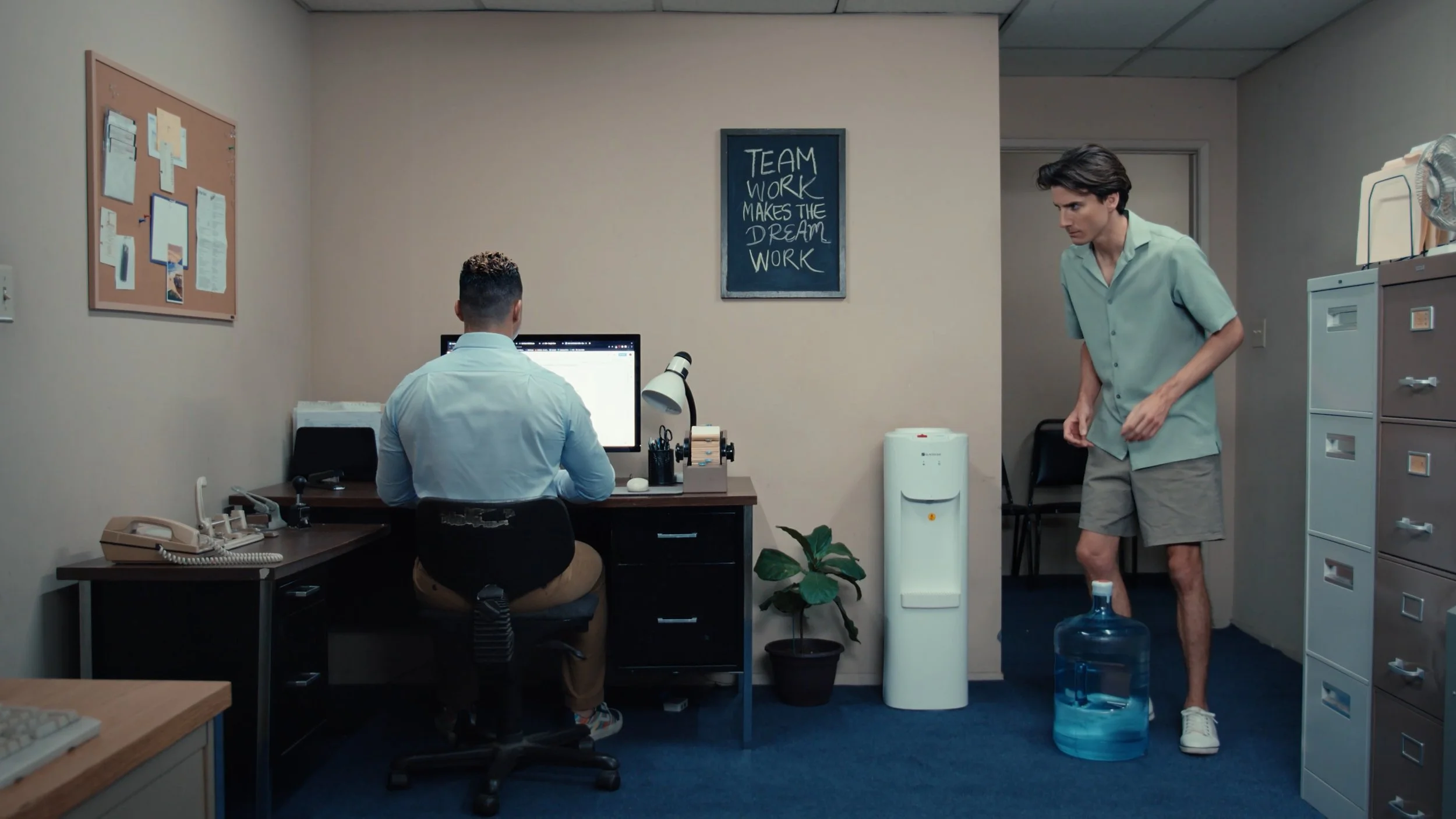 BOOST_WATERCOOLER_4K_text_221121.jpg