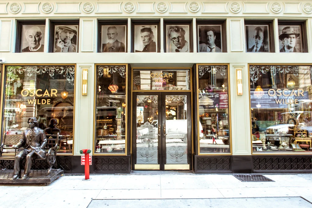 Oscar Wilde - Eclectic Victorian Bar & Restaurant in Manhattan