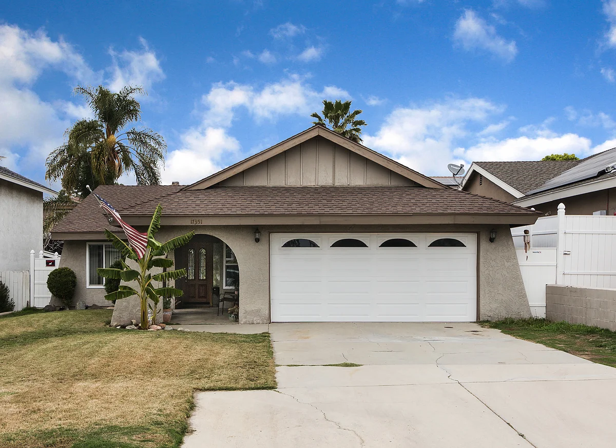 17351 Marda Ave_0001.jpg