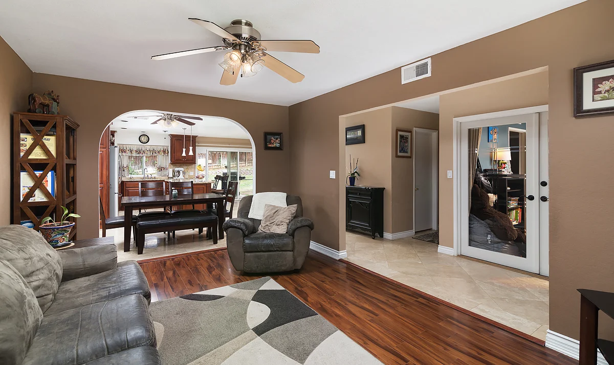 17351 Marda Ave_0281.jpg