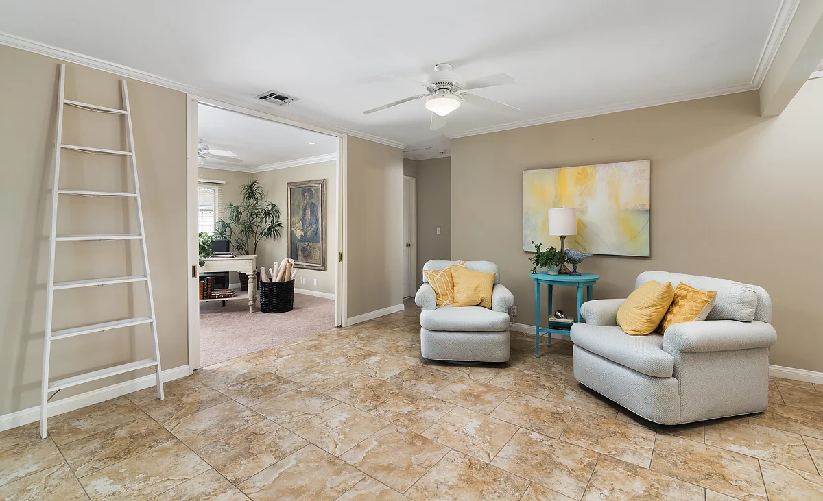 14041 Livingston St_0283.jpg