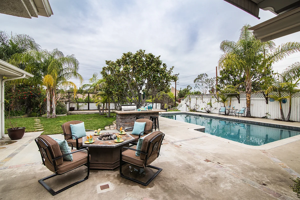 14041 Livingston St_0566-HDR.jpg