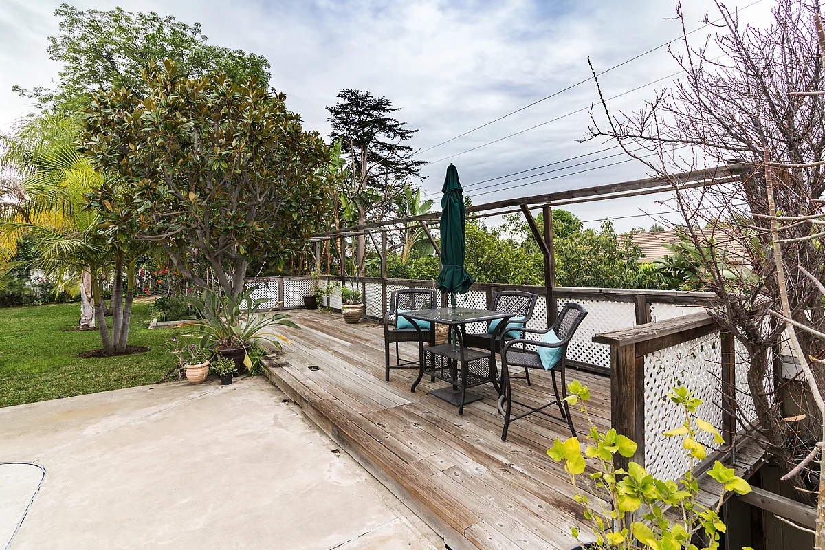 14041 Livingston St_0581-HDR.jpg