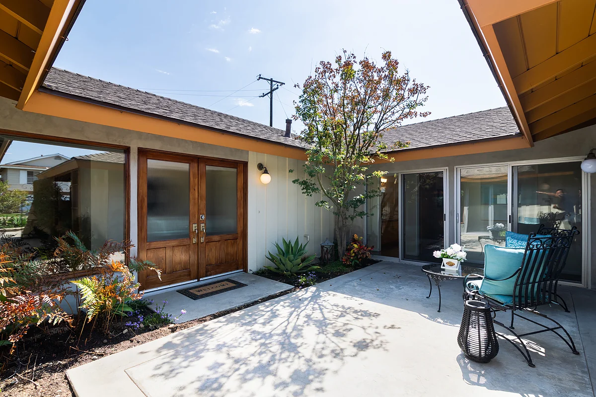 3104 E Ruth Pl_0051-HDR.jpg