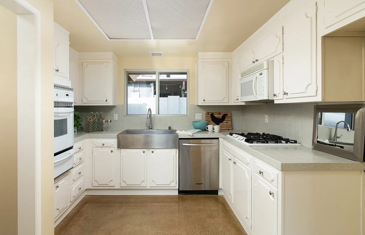 3104 E Ruth Pl_0221.jpg