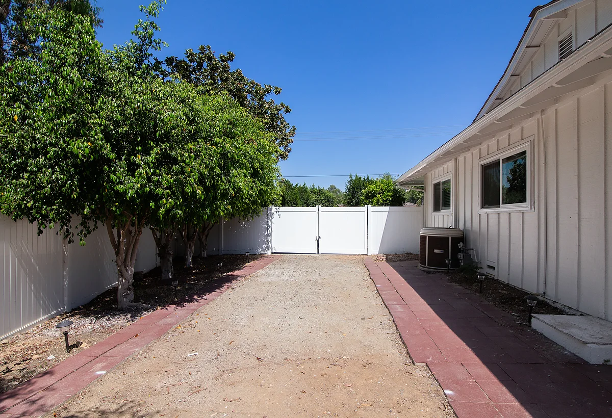 1732 La Colina Dr_1532.jpg