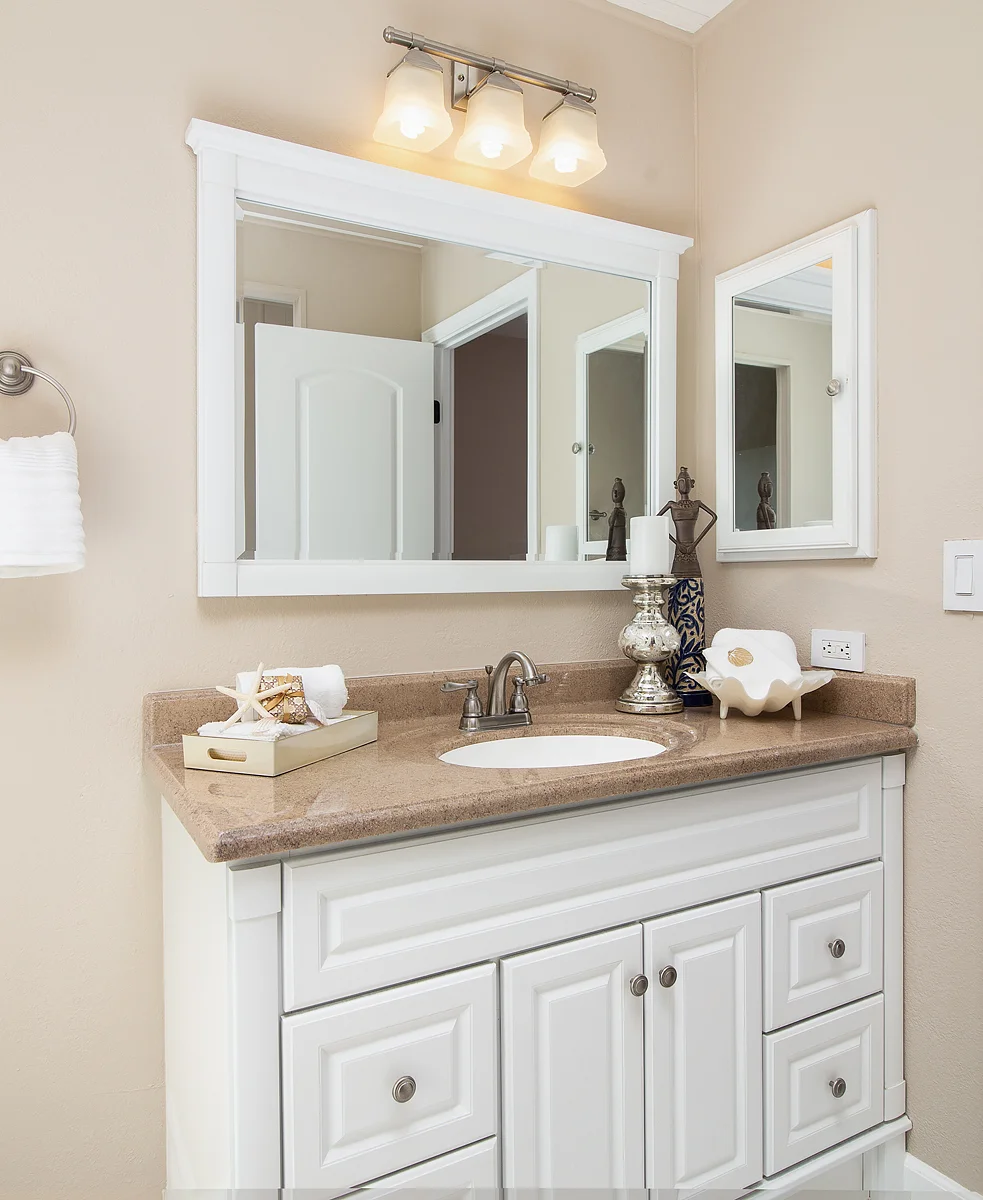 5200 Irvine Blvd_0344.jpg