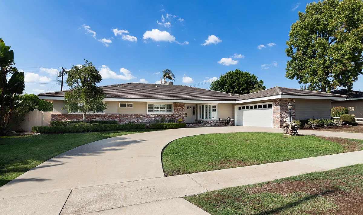13631 Carlsbad Dr_0016.jpg