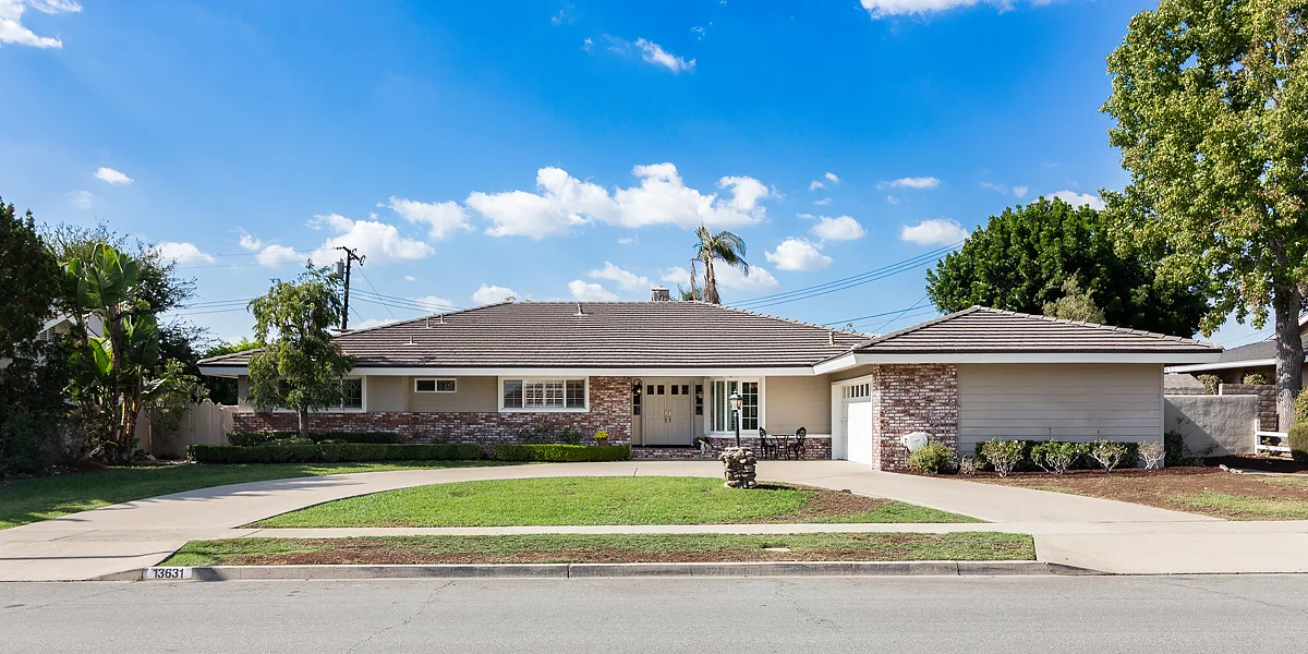 13631 Carlsbad Dr_0001.jpg