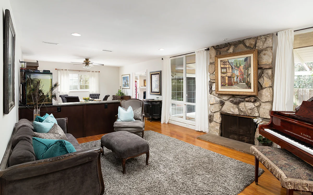 13701 Wheeler Pl_0169.jpg