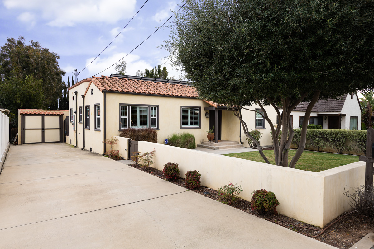 790 Cathart Ave 004.jpg