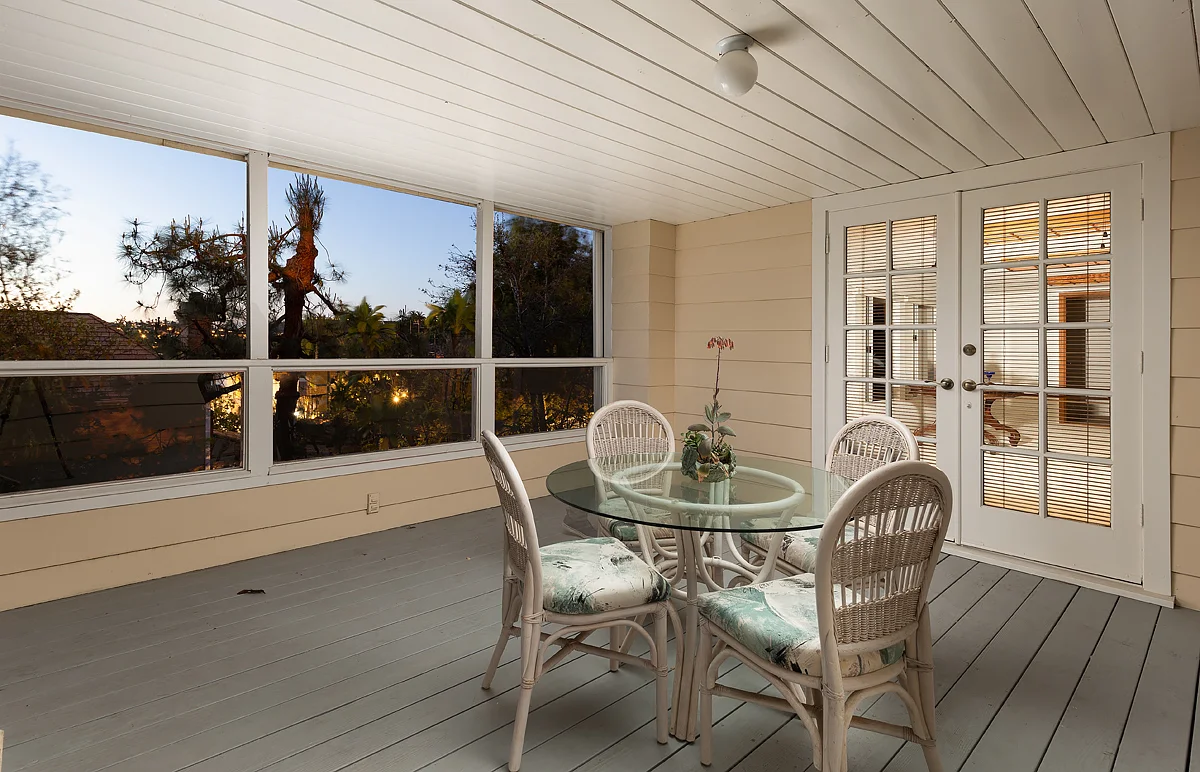 1662 Foothill Blvd_0758.jpg