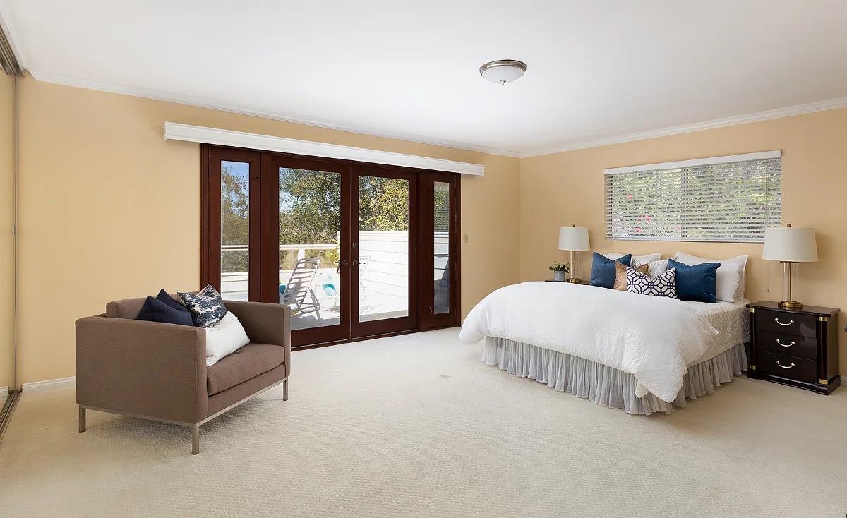 1662 Foothill Blvd_0347.jpg