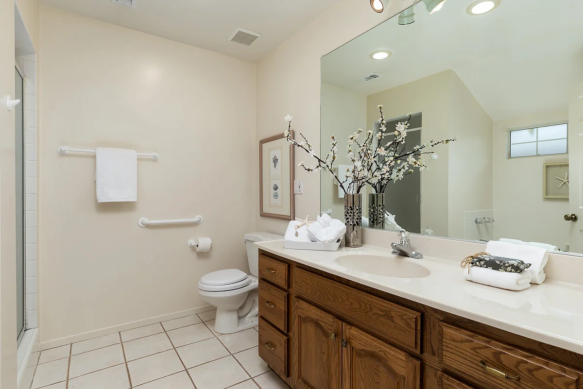 12242 Enramada Dr_0335.jpg