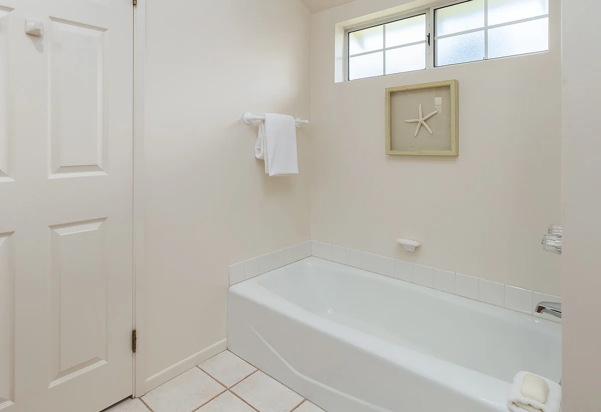 12242 Enramada Dr_0342-HDR.jpg
