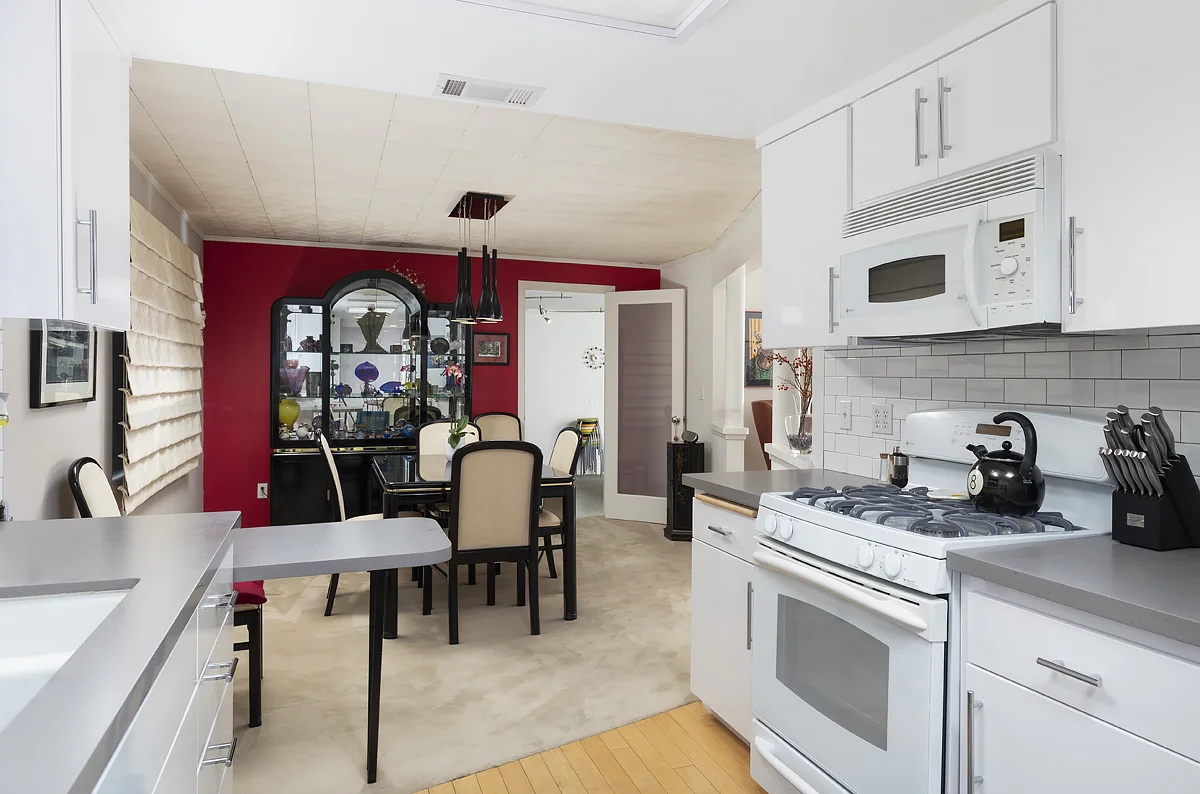2561 Wilshire Avenue_0188.jpg
