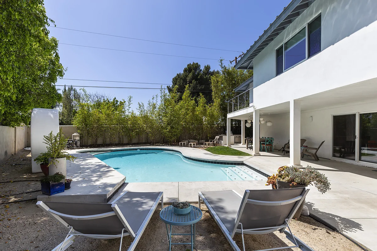 17951 Darmel Pl (33).jpg