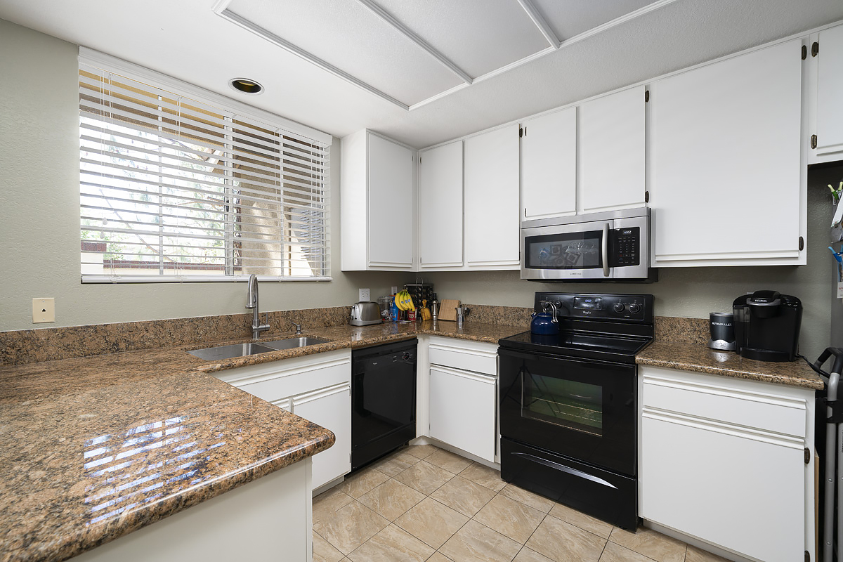 228 Gallery Way_0120.jpg